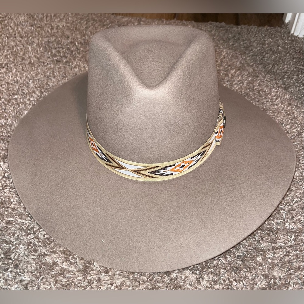 VINTAGE TAN CHARLIE ONE HORSE WOOL COWGIRL HAT
